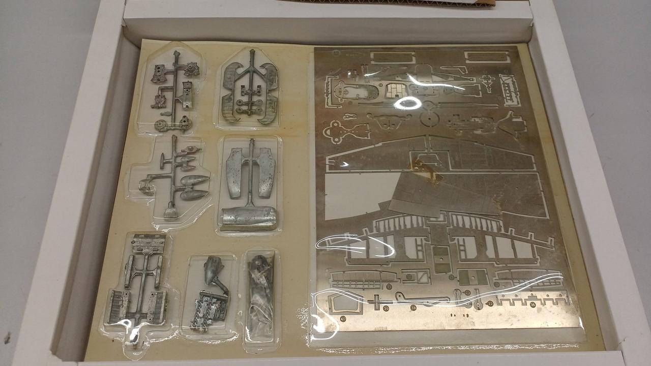 CASADIO 1/48 シーファイア F.45 メタルキット @ 商品の説明【商品名