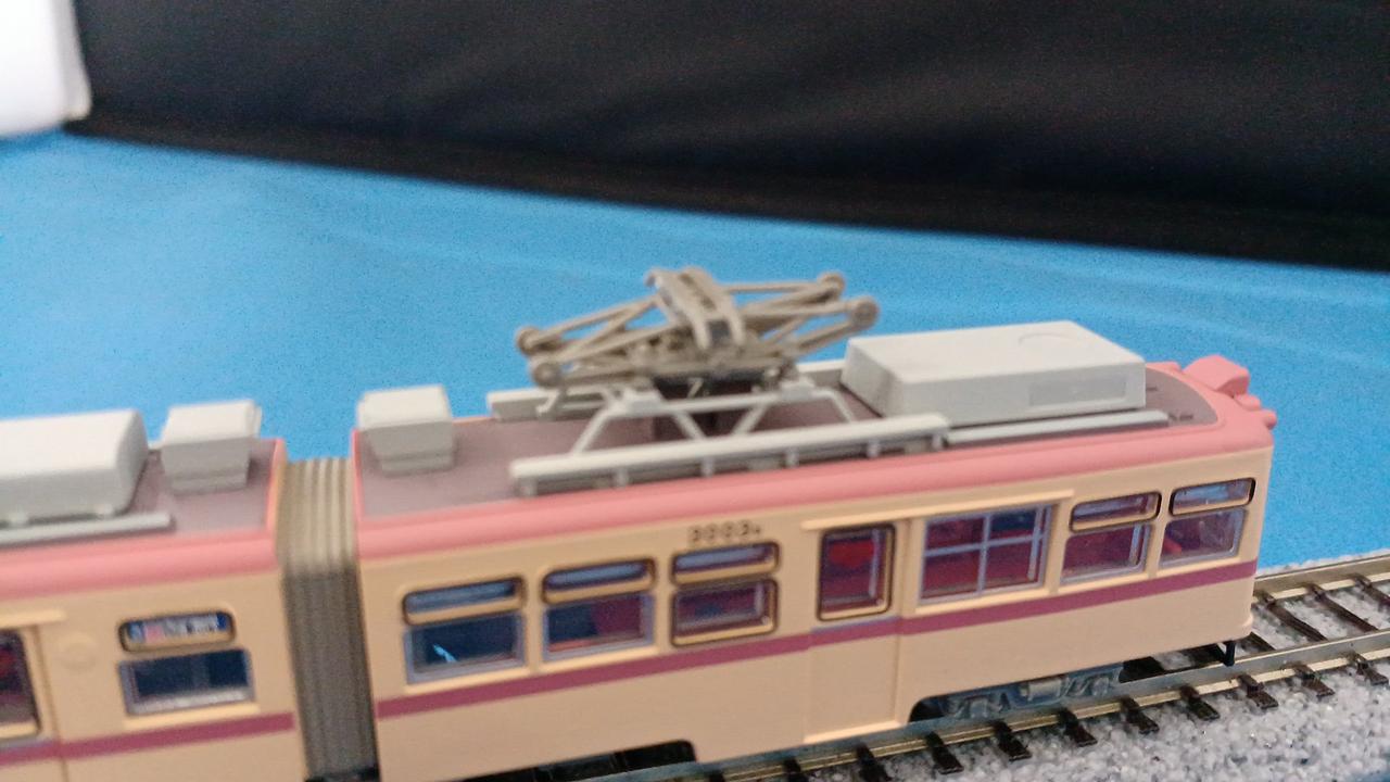 付属パンタグラフ折り畳み可能