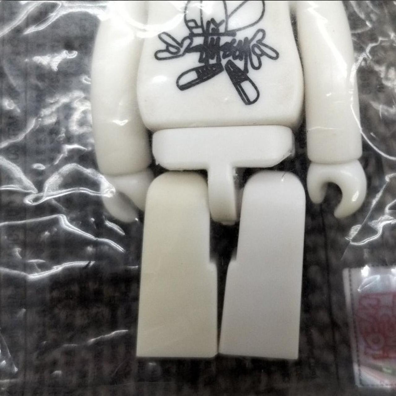 左にかけて、日焼けしてます。