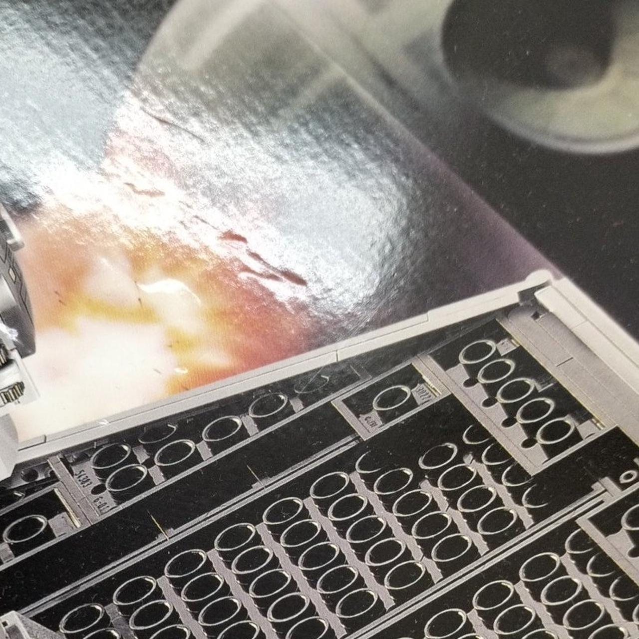 全体的に箱凹みあり