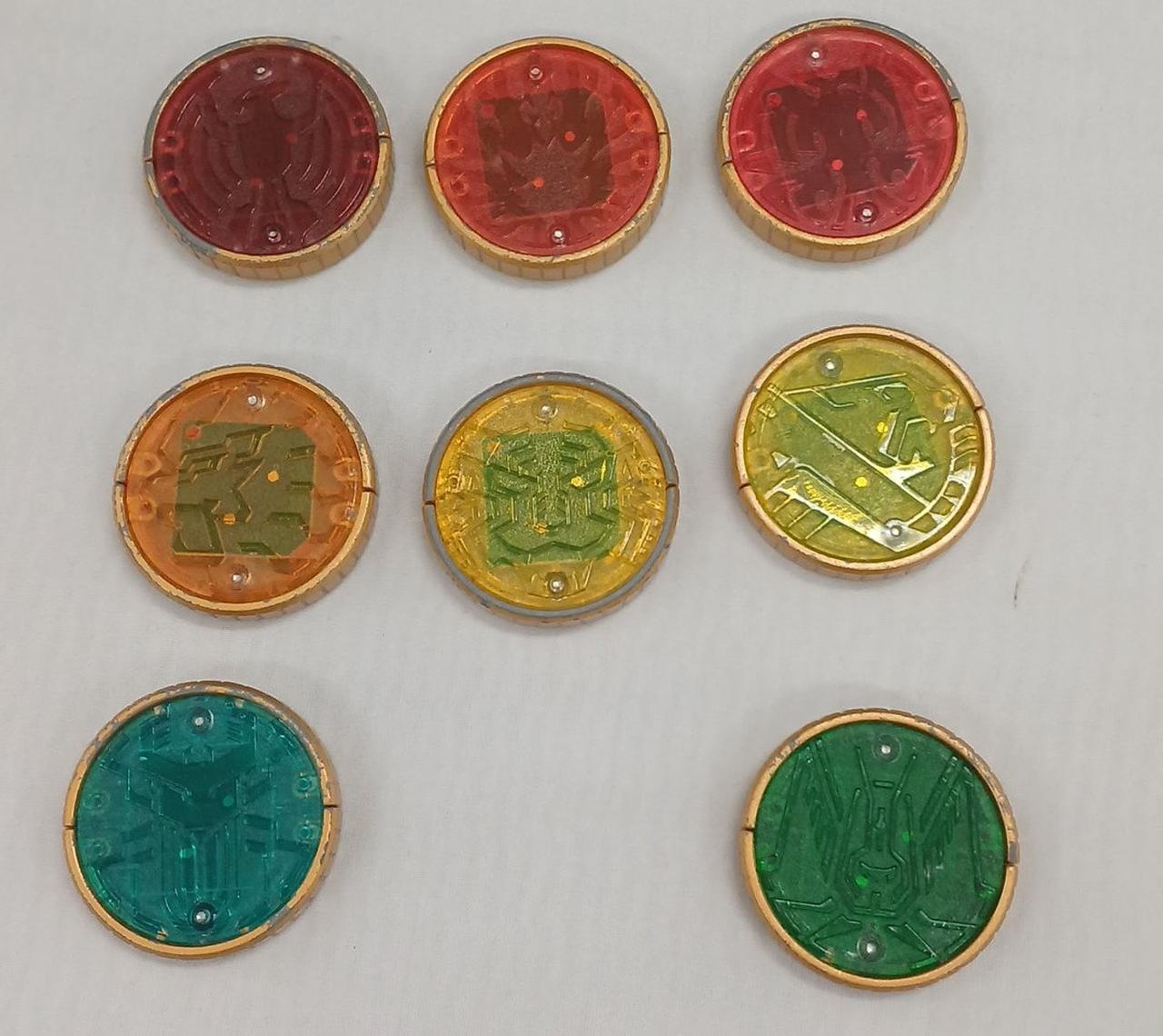 メダル全体的に塗装剥げあり。