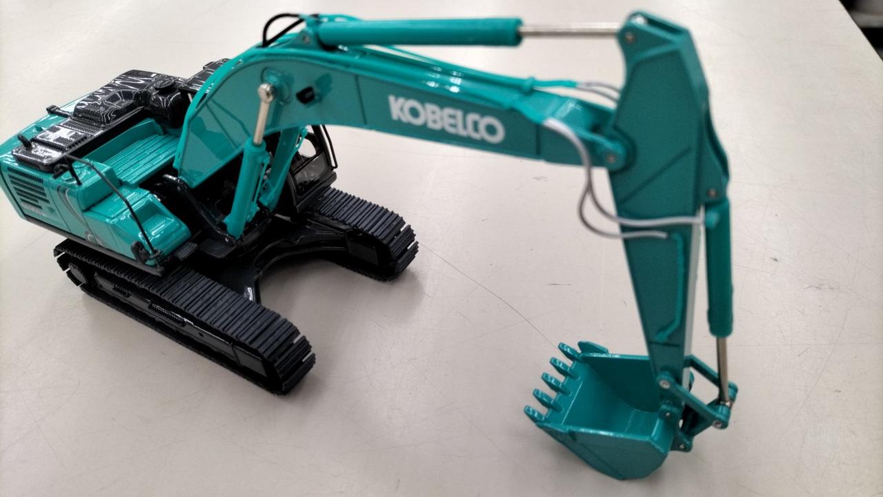 コベルコ建機　SK850LC　開閉式キャビンガードセット　1/50 SK850LC - Kobelco