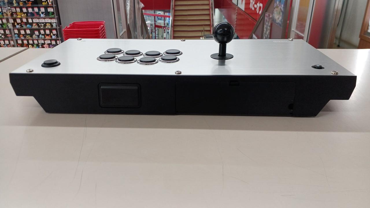 【ZAJI様売約済み】ファイティングエッジ刃（HORI） 株式会社 HORI | ファイティングエッジ刃 for PlayStation®4 / PC
