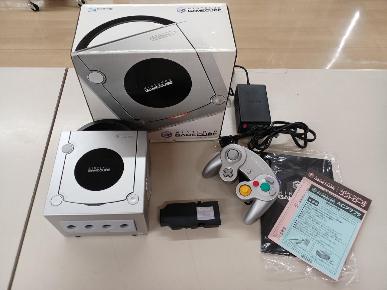 ニンテンドウ(NINTENDO)|GC本体ブロードバンドアダプタセット