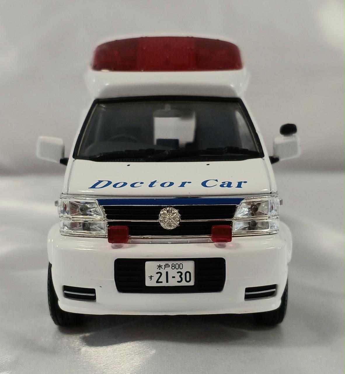 トミーテック|日産 パラメディック ドクターカー (水戸市消防