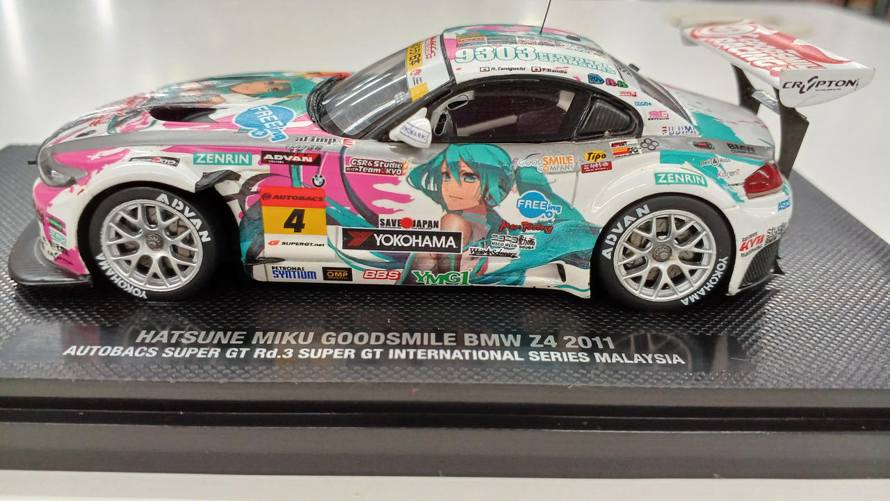 エ*ス様 【現状品】 初音ミク グッドスマイルカンパニー 1/43 BMW Z4 Amazon.co.jp: 1/43 初音ミク GOODSMILE BMW Z4 2011 セパン初