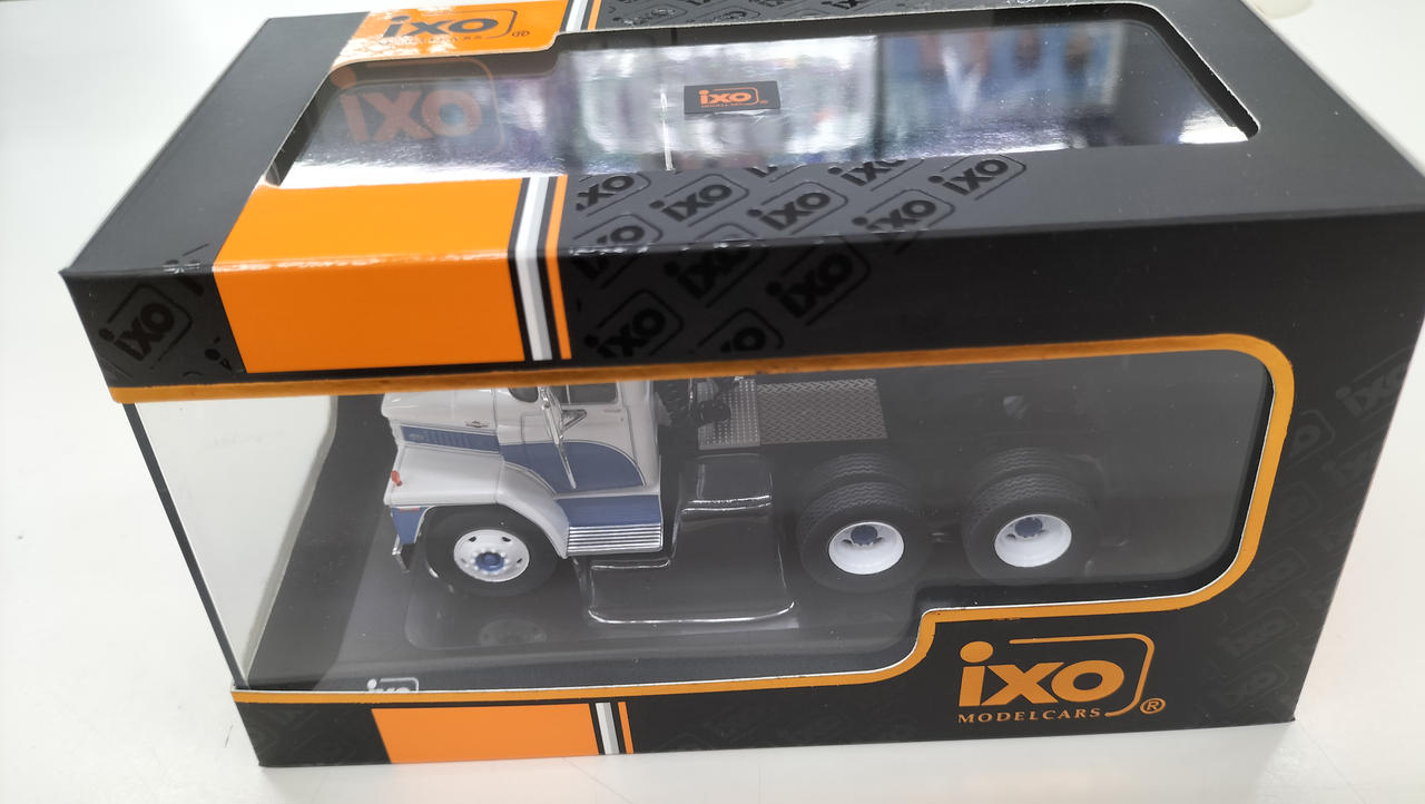 1/43ミニカー