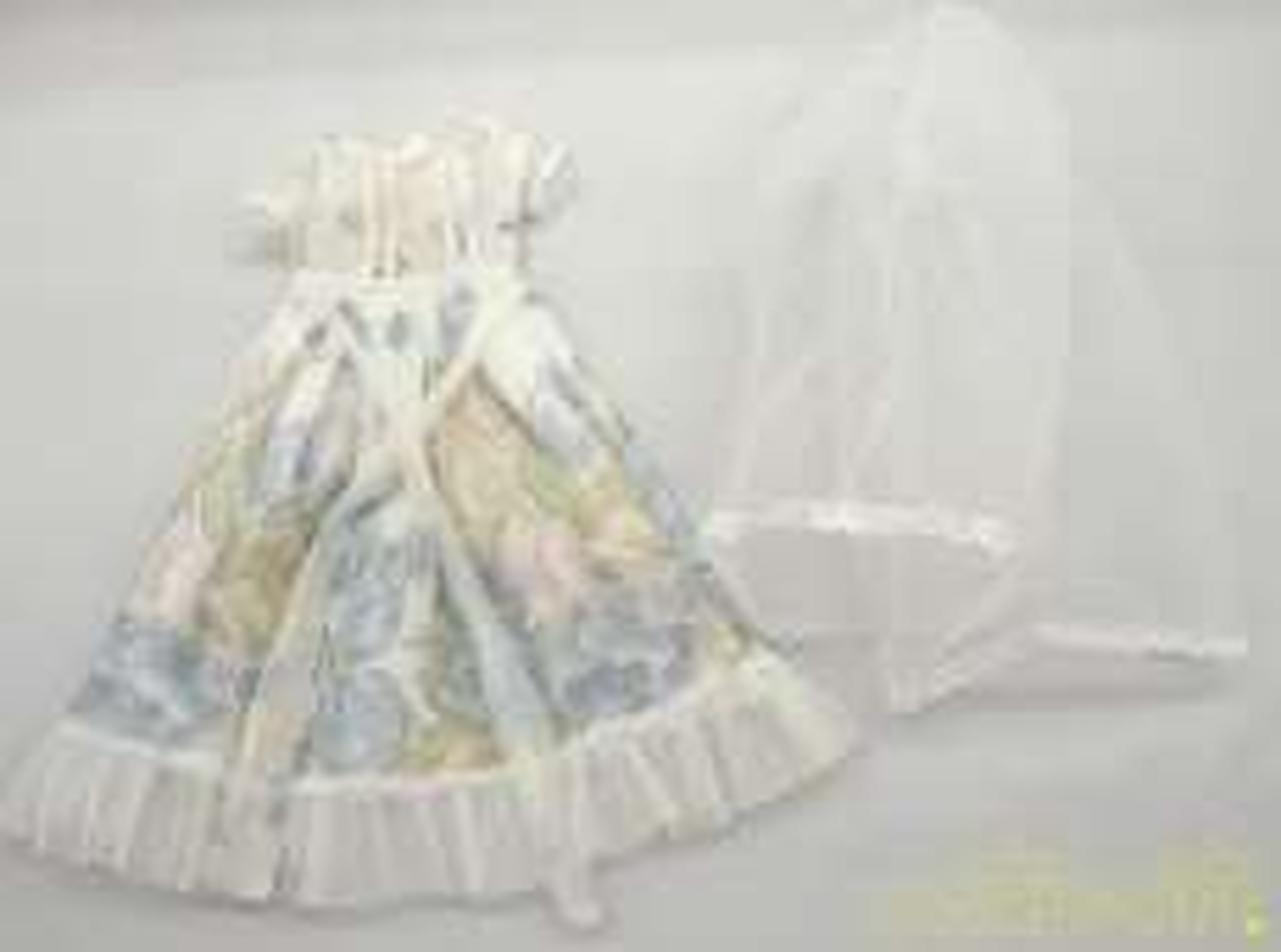 ドレス、パニエ