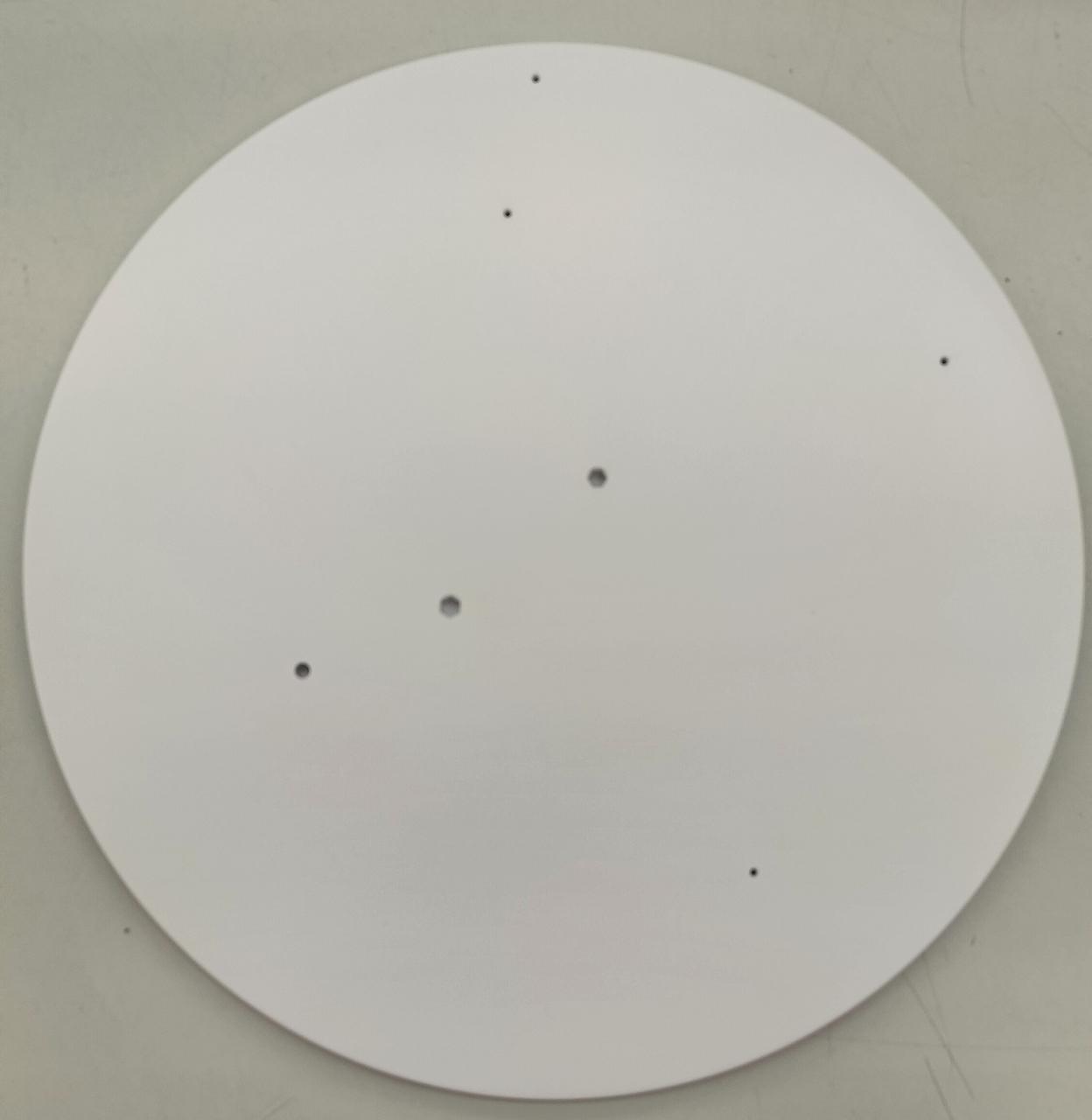 写真に写りませんが台場日焼け跡あります。