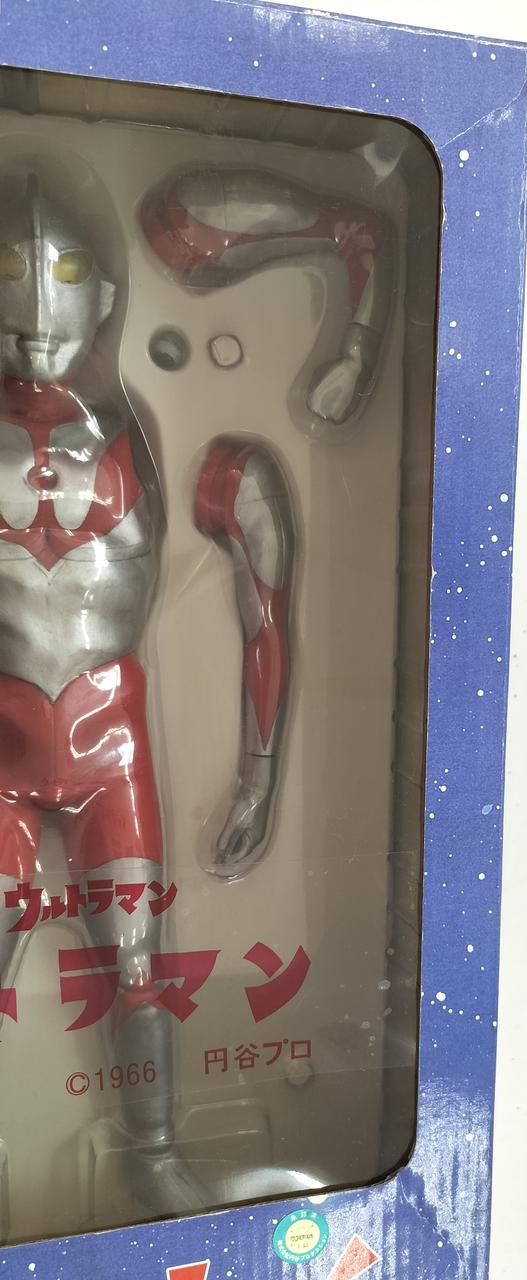 【未開封】スペクトルマン パイロットーイ　パイロットエース　ソフビ♪ Yahoo!オークション -「パイロットーイ」の落札相場・落札価格