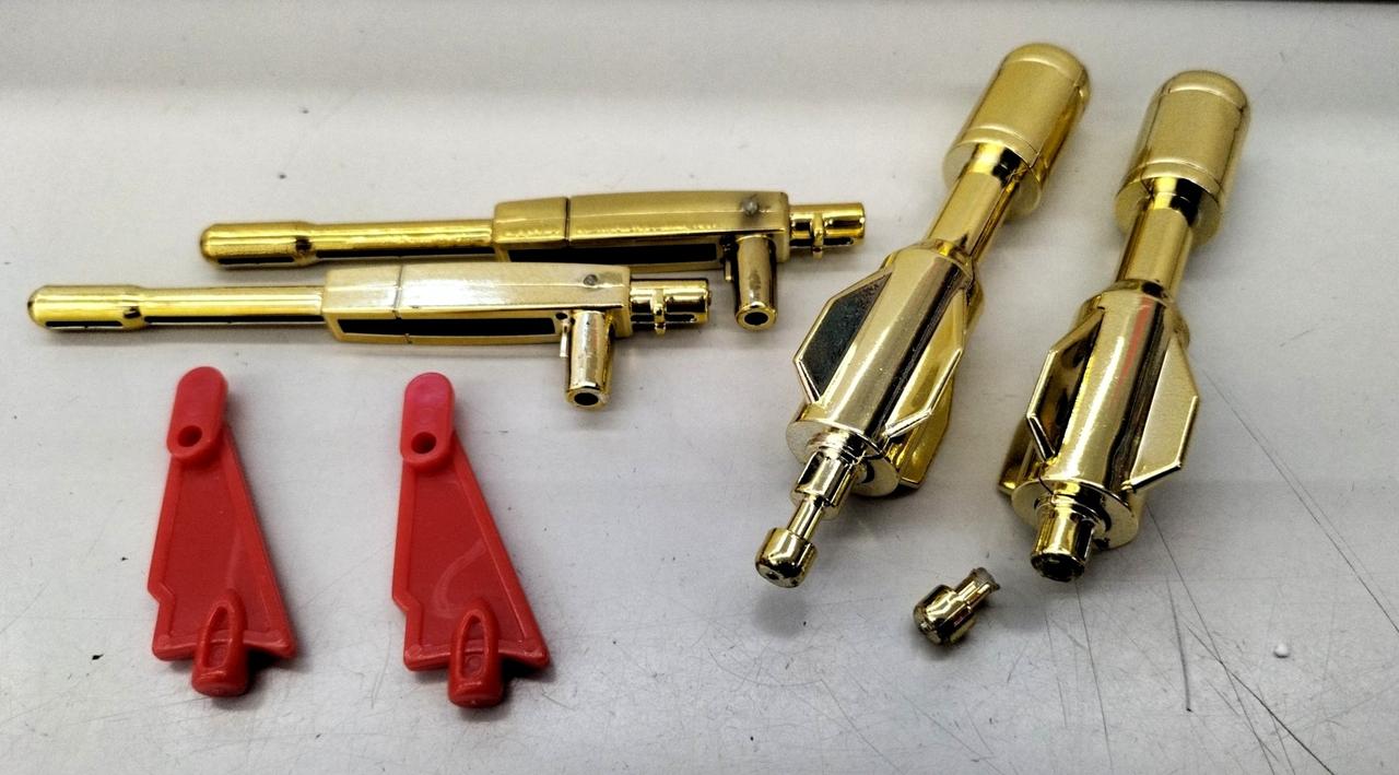 ミサイル1本破損