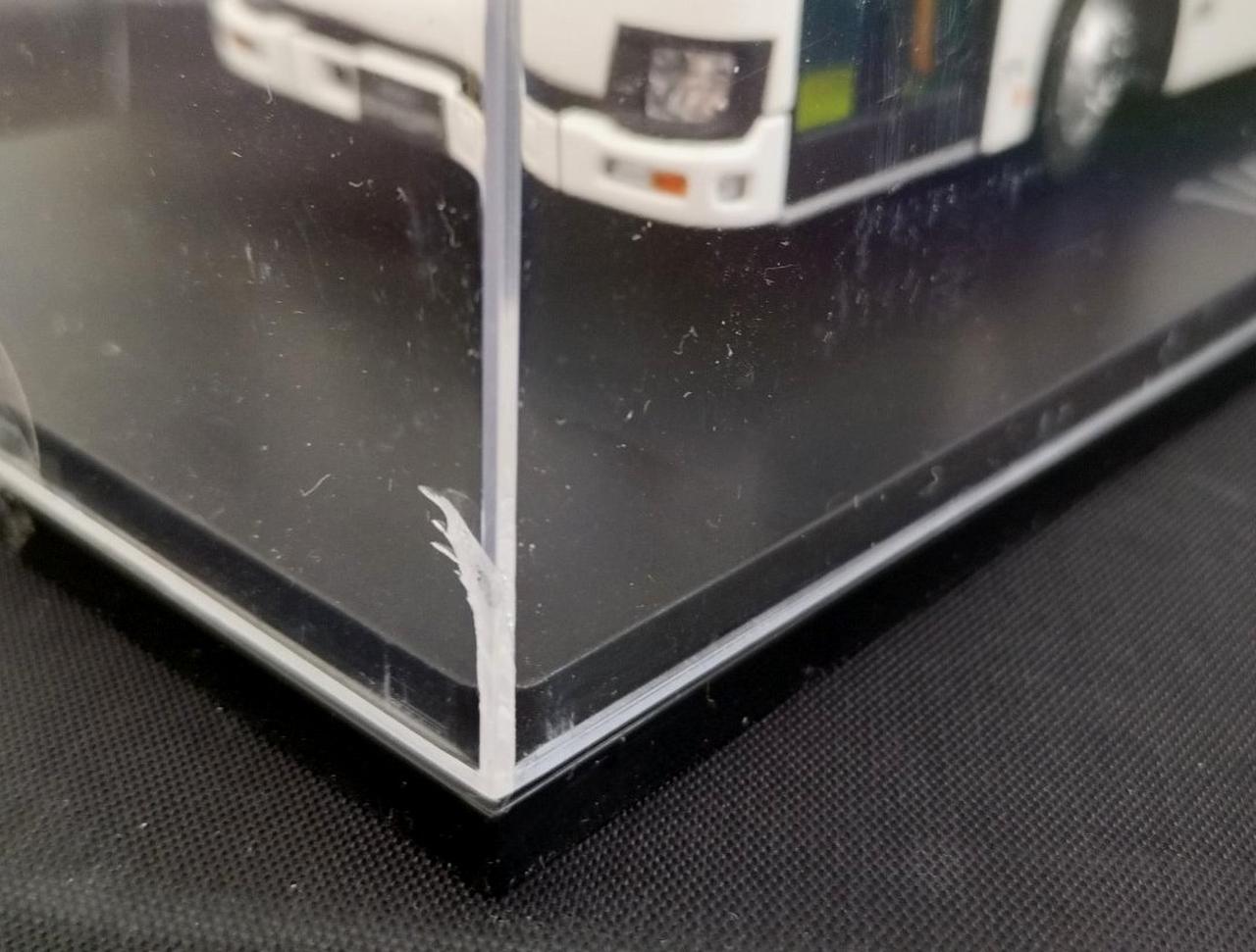 ケースキズ多数