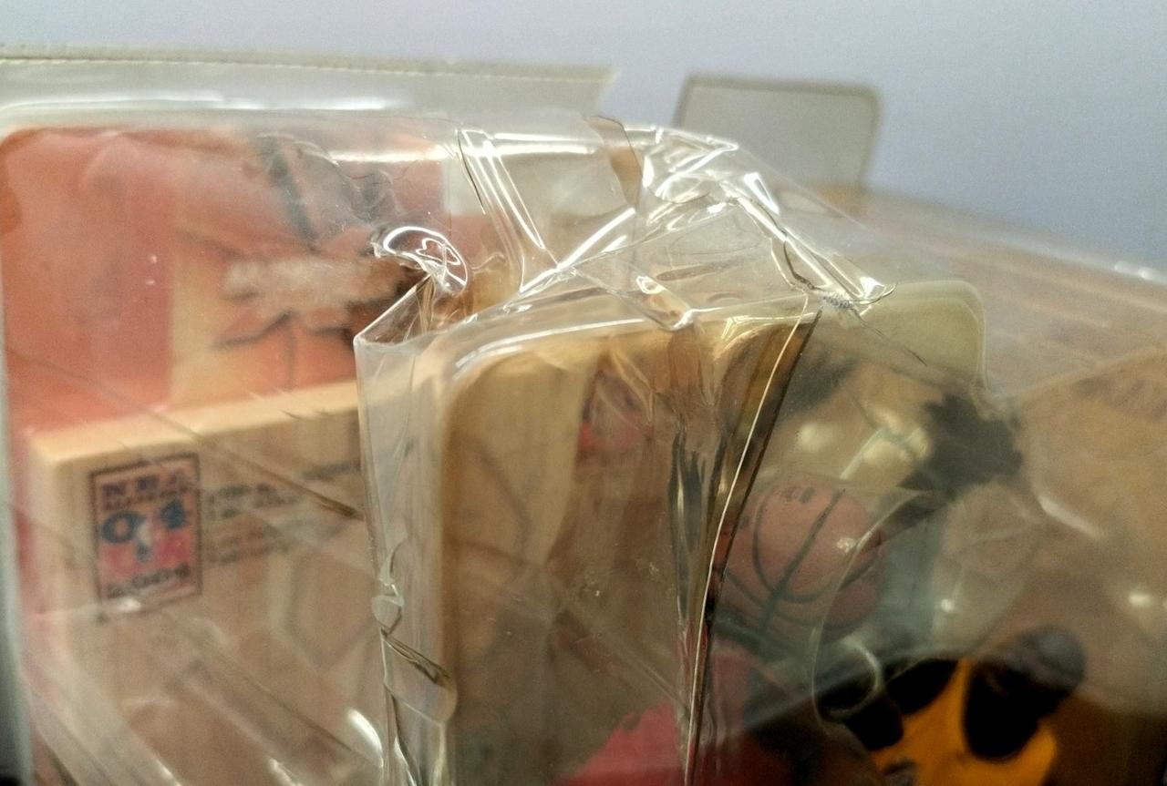 変形、破損あり