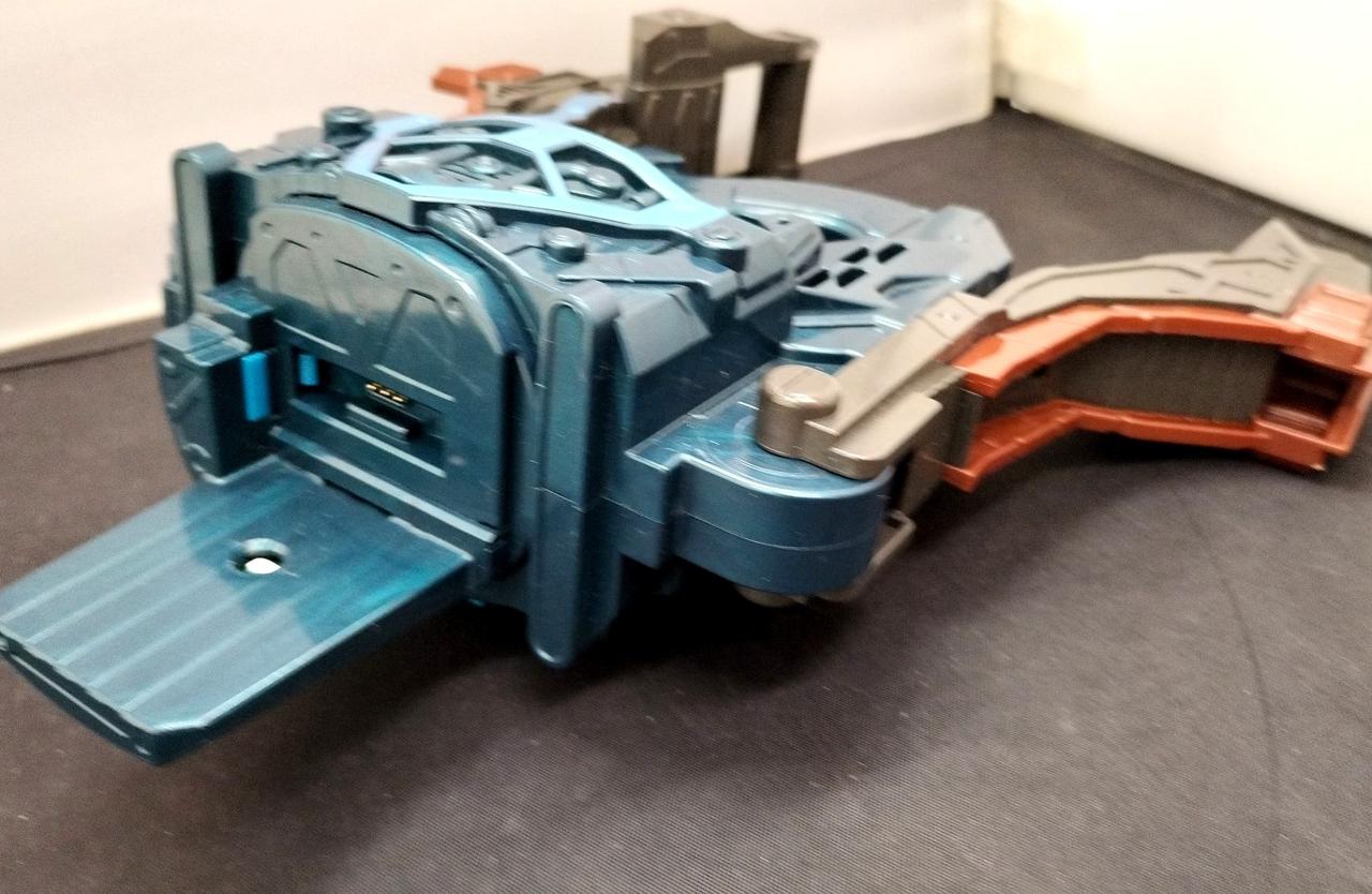 認識ピンが弱い為接点復活剤を推奨します