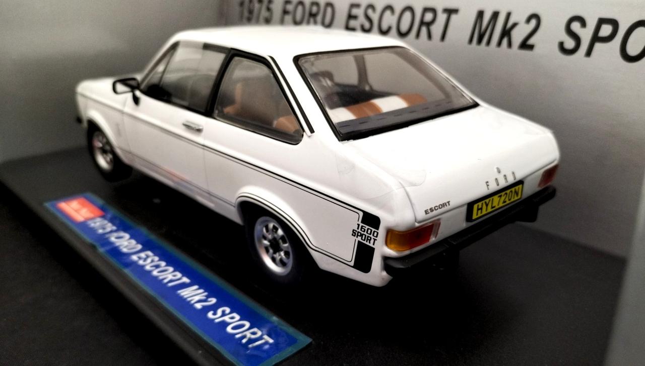サンスター　ベッドフォード　ミニカー サンスター|フォードエスコートMK2 スポーツ ホワイト|【ハードオフ