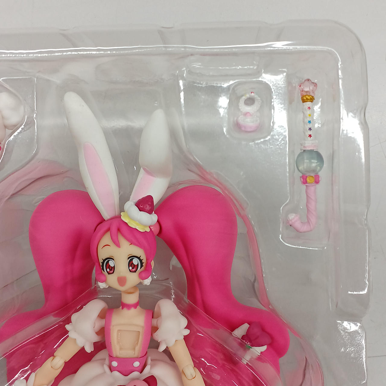 キラキラ⭐︎プリキュアアラモード　S.H.フィギュアーツ キュアホイップ　未開封品 Amazon.co.jp: BANDAI S.H.フィギュアーツ キュアホイップ