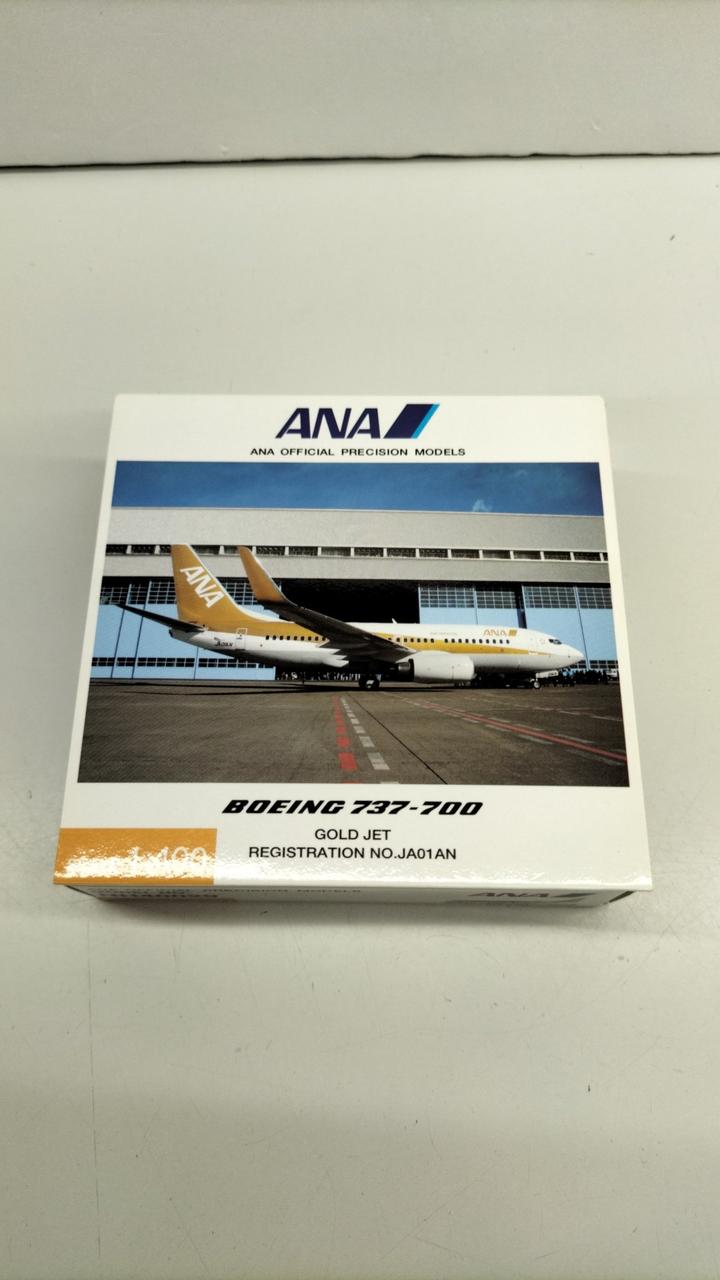 全日空商事 ANA JA01AN GOLDJET ゴールドジェット 全日空商事|B737-700 ANA ゴールドジェット JA01AN|HARDOFFオフ