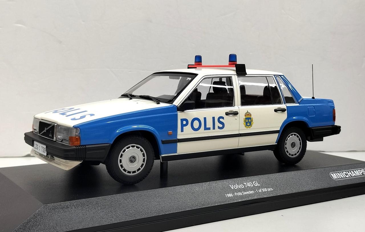 ミニチャンプス|ボルボ 740 GL 1986 スウェーデン警察 パトカー