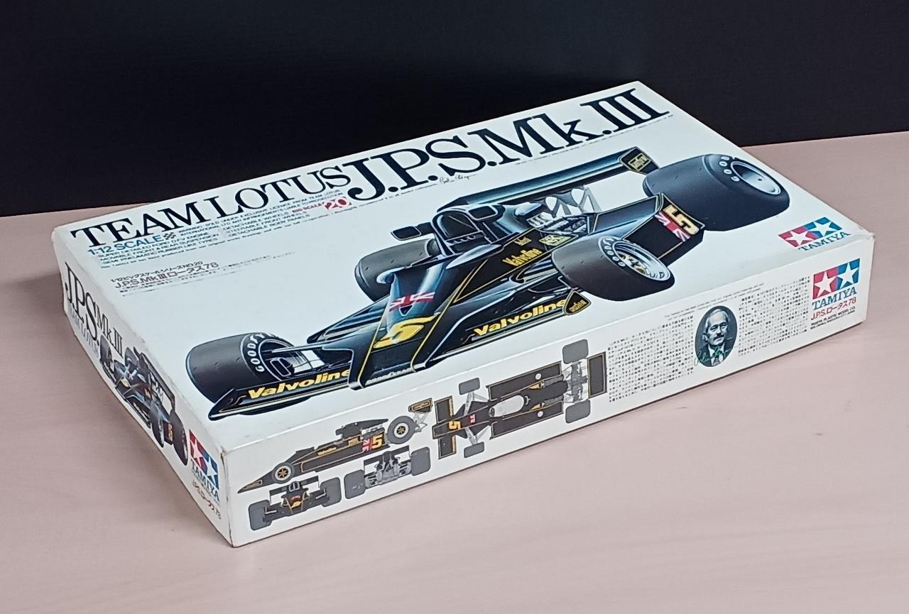 組立完成品　タミヤ プラモデル F1 J.P.S.ロータス78 1/12スケール 組立完成品 タミヤ プラモデル F1 J P S ロータス78 1/12