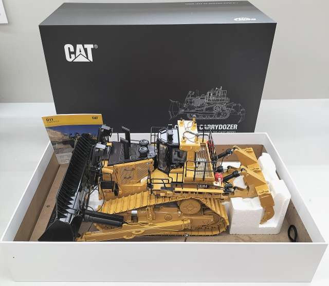 (未使用･未開封品)　プラッツ DM85025 1/50 Cat D11R ブルドーザ 0pbj0lf Amazon.co.jp: プラッツ DM85025 1/50 Cat D11R ブルドーザ