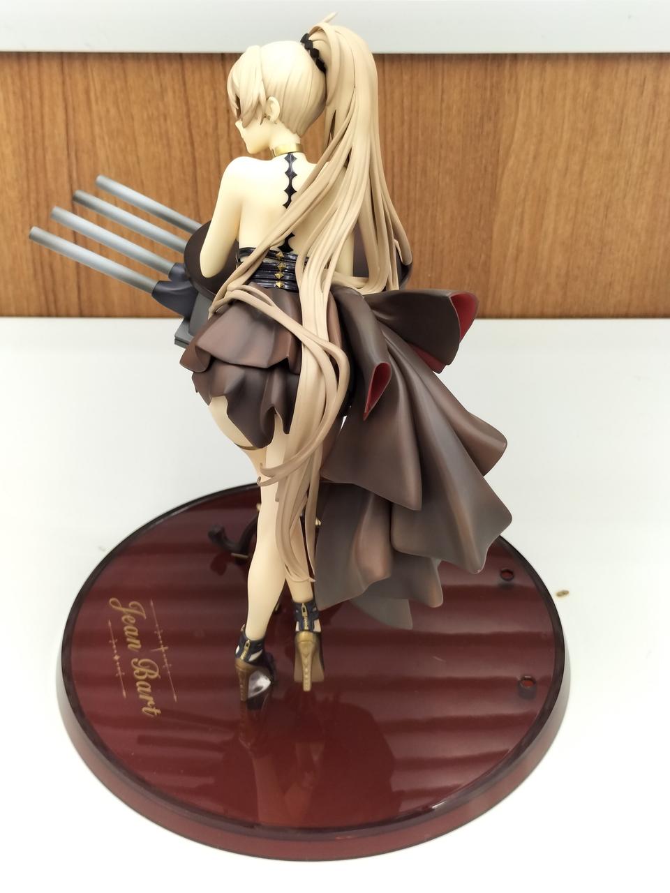 アズールレーン WINGS inc.  未開封 ジャンバール フィギュア アズールレーン」より、「不羈なブラッドストーン」姿のジャン