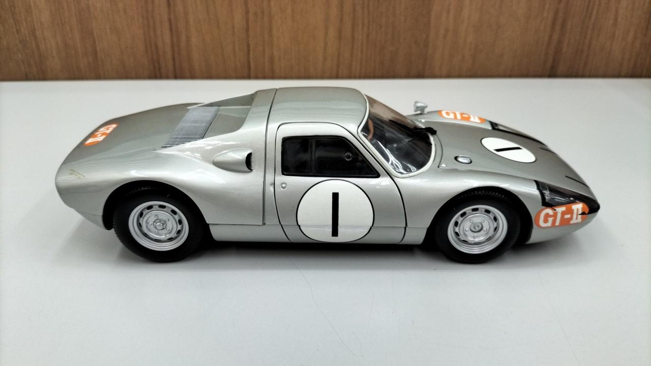 ミニチャンプス 1/18 ポルシェ904カレラ GTS ミニチャンプス 1/18 ポルシェ904カレラ GTS 1074001286052610_01_9473