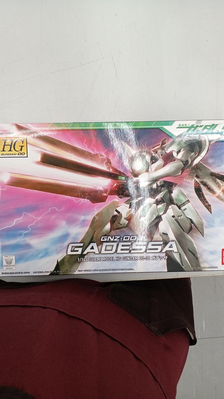 未組み立て品。