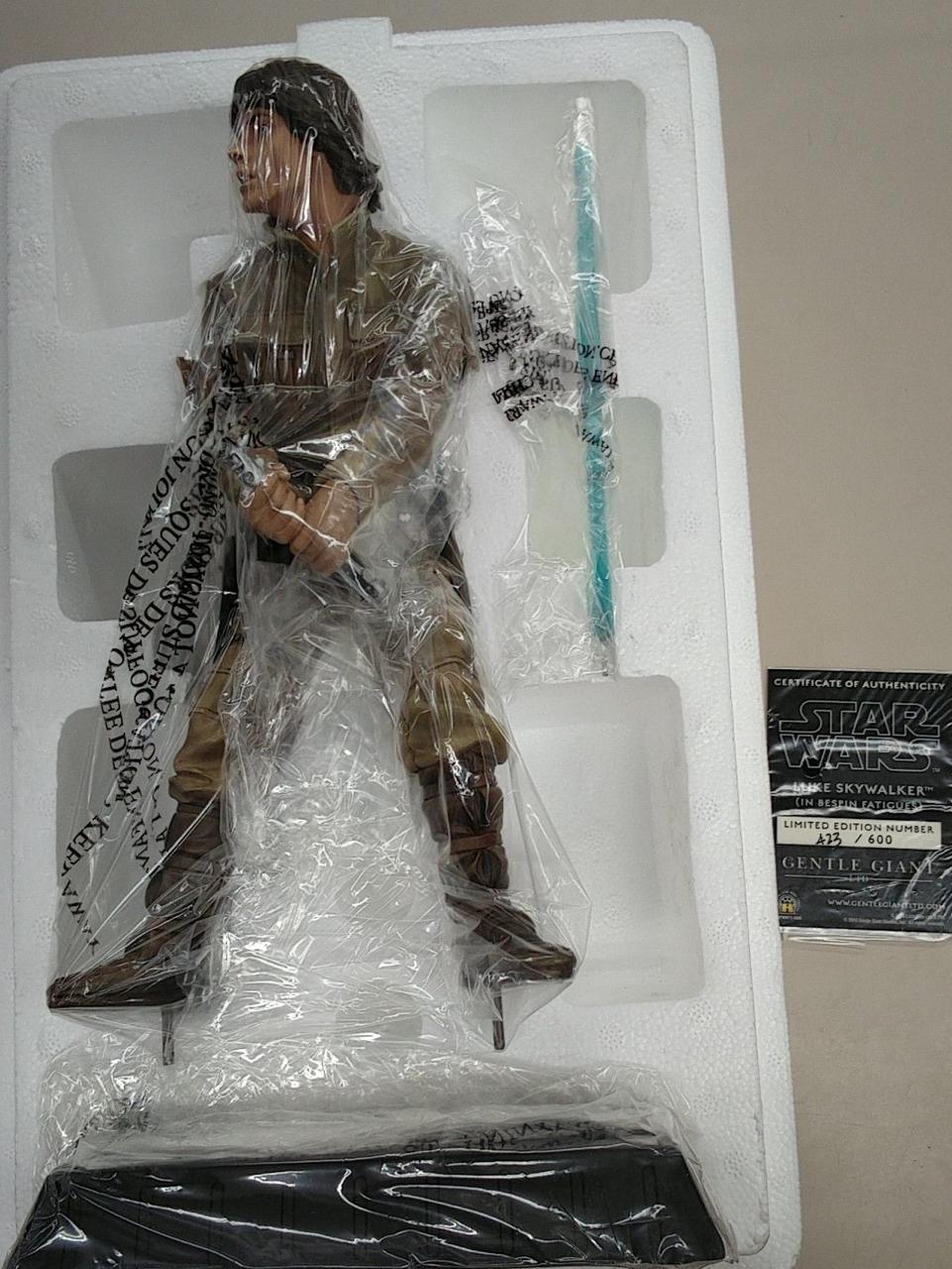 フレディ・クルーガー　限定フィギュア　ジェントル・ジャイアント社 ジェントルジャイアント|フィギュア|【ハードオフ公式通販】オフモール