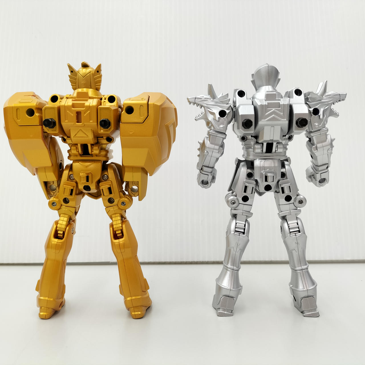 マジレンジャー 非売品 ゴールドマジフェニックス シルバーウルザード マジレンジャー 非売品 ゴールドマジフェニックス シルバー
