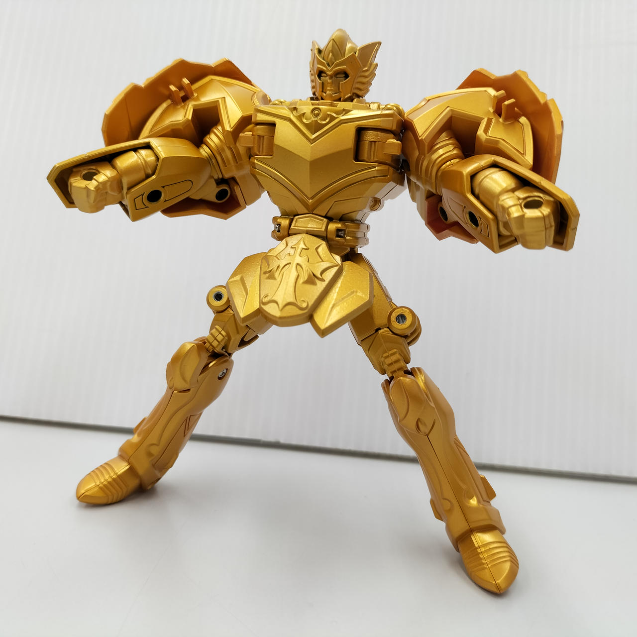 バンダイ(BANDAI)|ゴールドマジフェニックス&シルバーウルザード