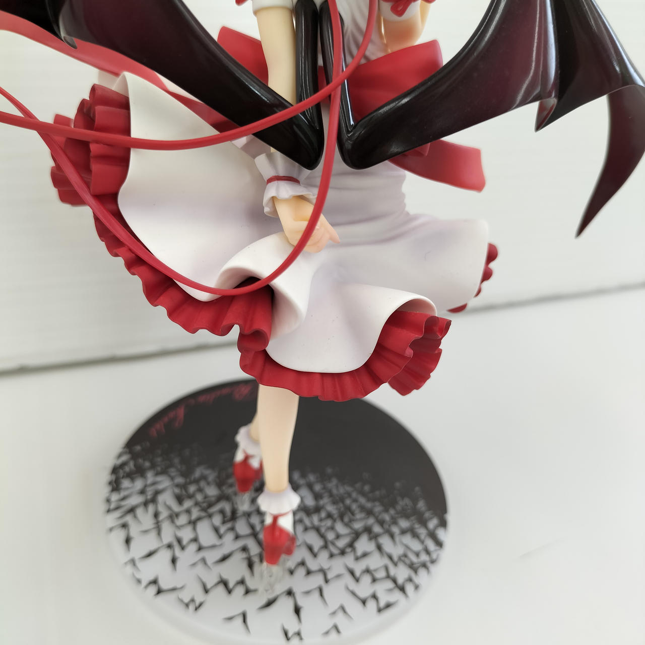 【新品・未開封】永遠に紅い幼き月 レミリア・スカーレット 1/8 キューズQ 61kCjYjnQ6L._UF350,350_QL50_.jpg