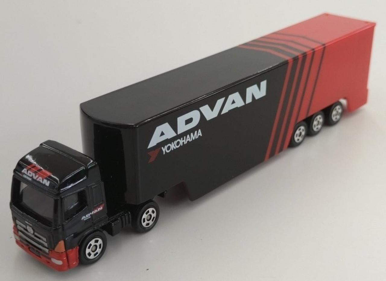 トミカ　トイザらス限定　ADVAN レーシングトランスポーター トミカ トイザらスオリジナルADVANレーシングトランスポーター