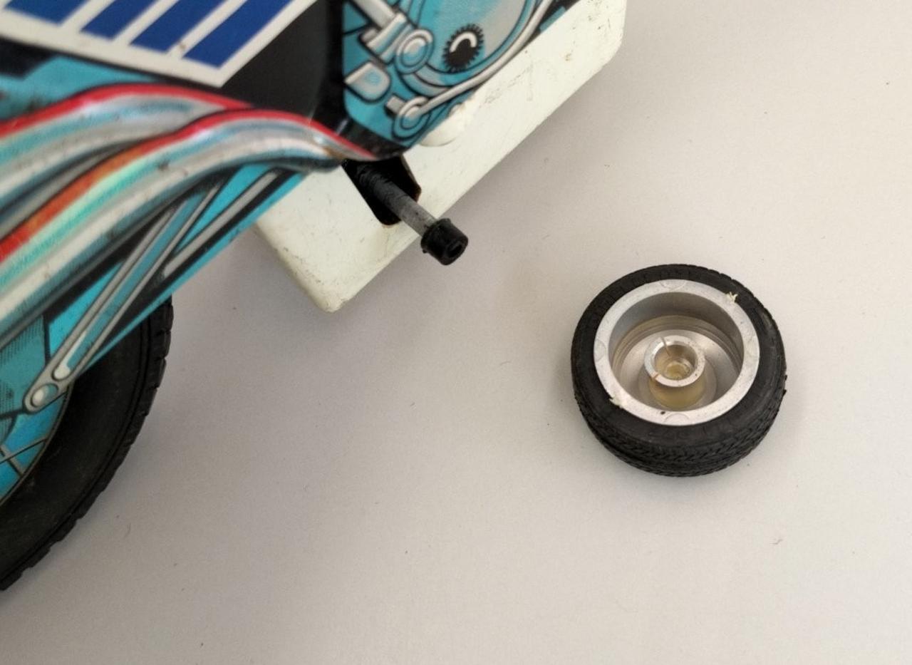 タイヤ外れやすいです