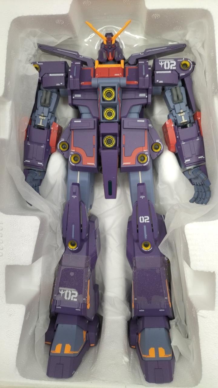 テープが変色していたため中身開封しました