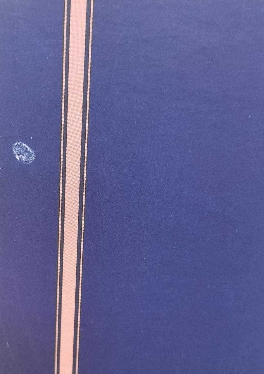 白くなっている部分があります。