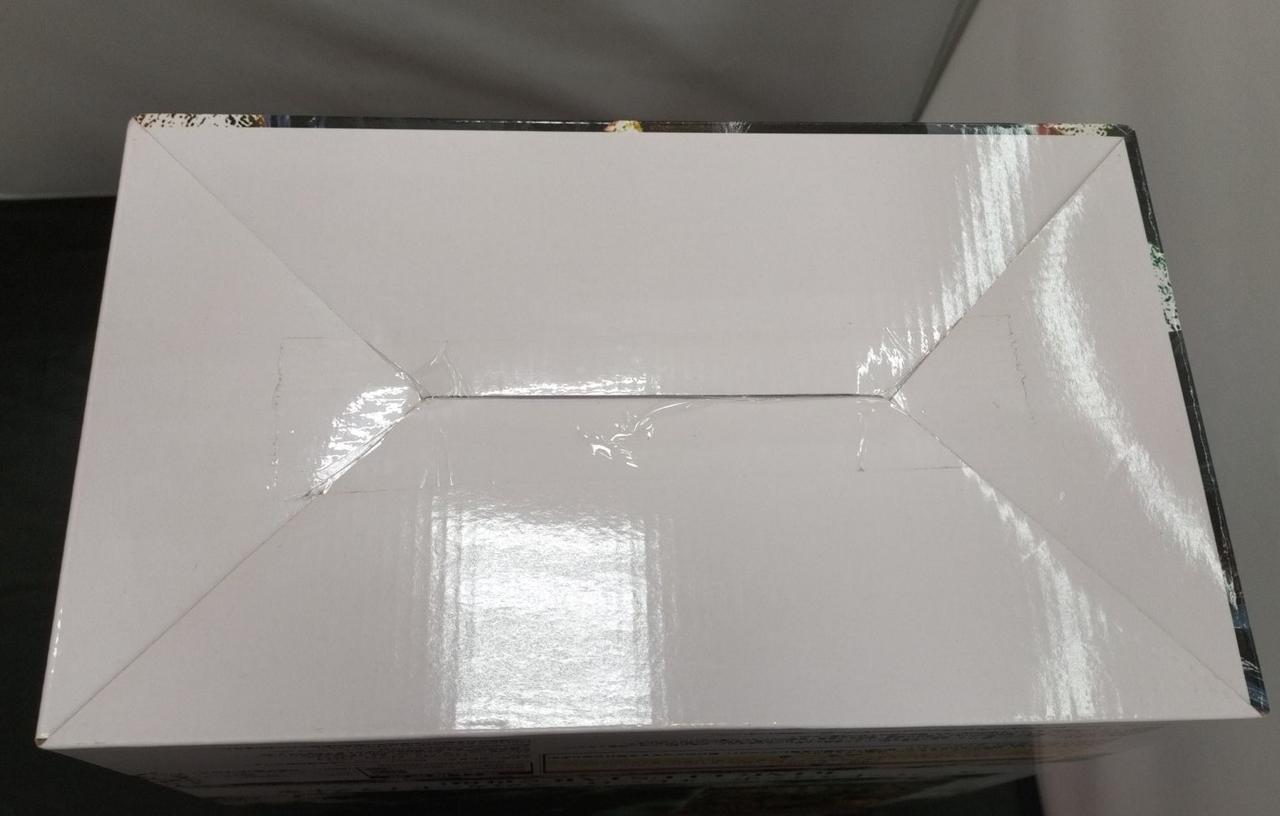 少々汚れあり。