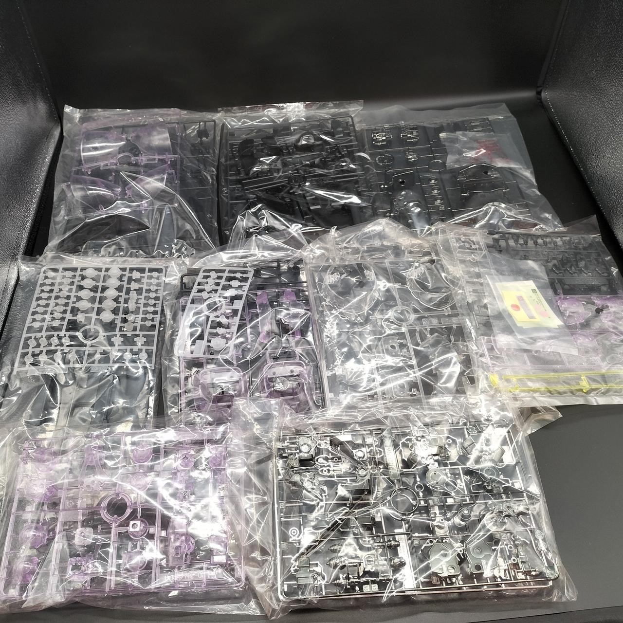 未組立、未開封です。