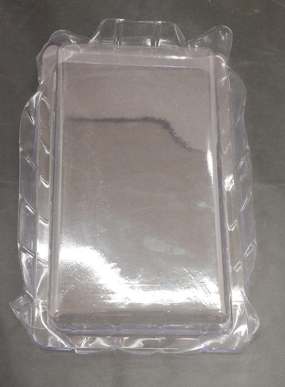 ブリスター変形しています