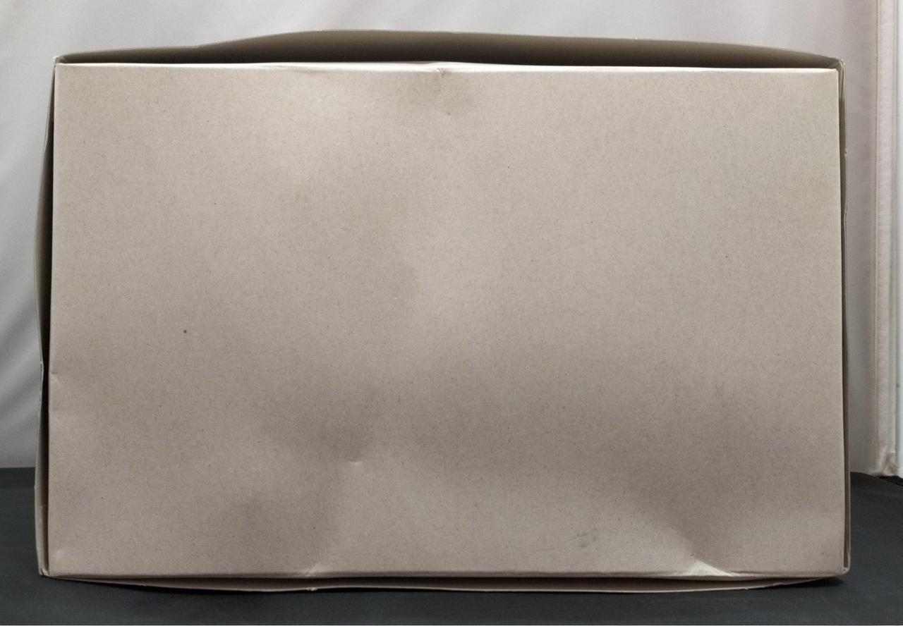 箱変形しています