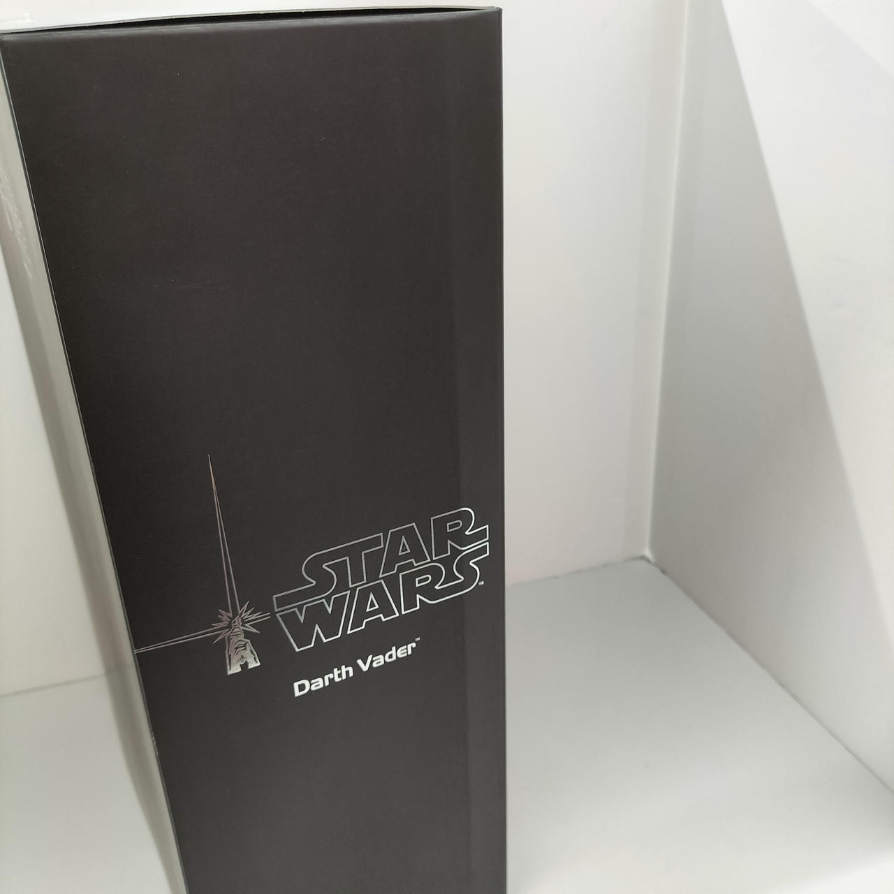 箱にヘコみ跡有り