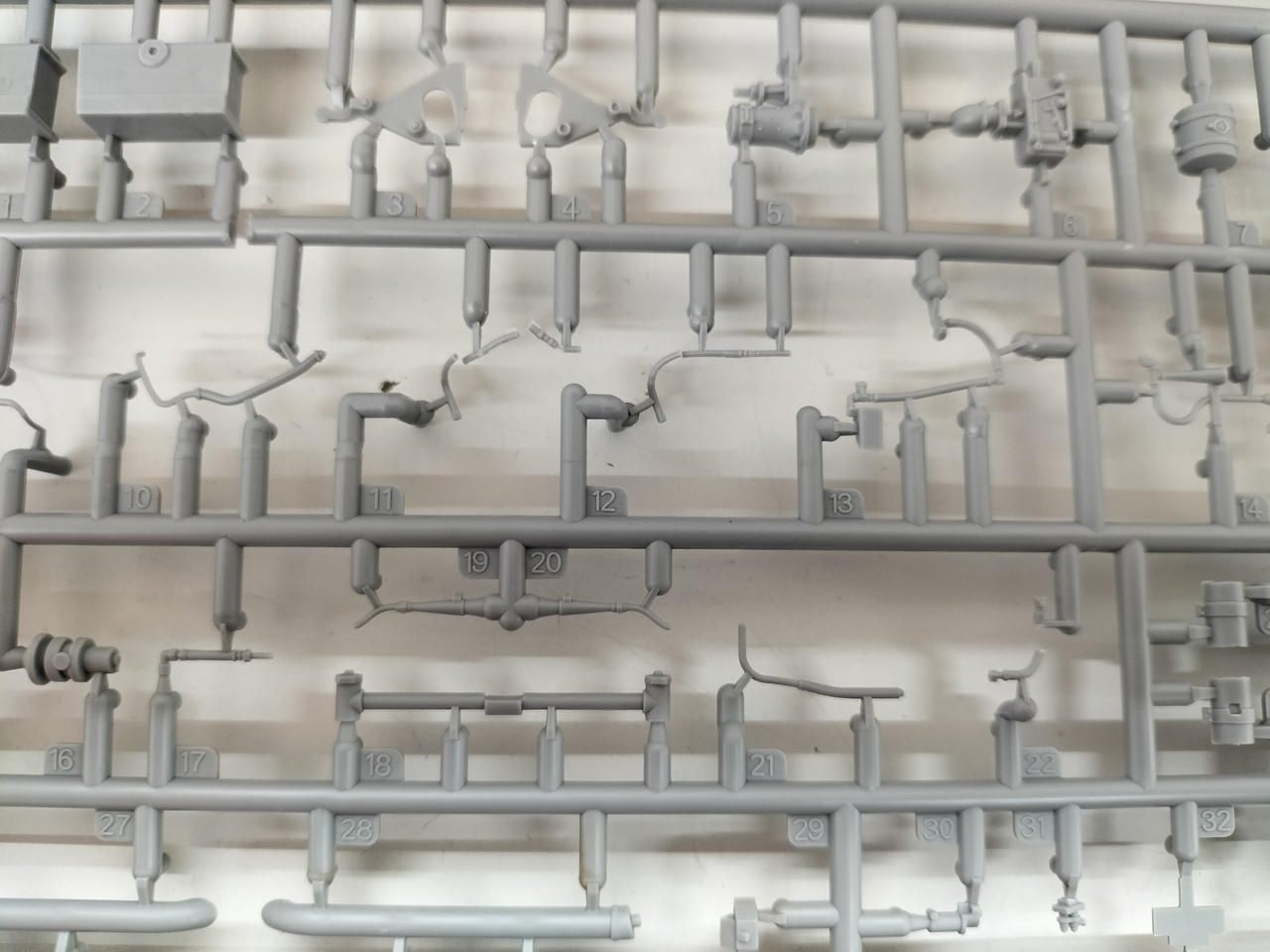 1部パーツ破損有り