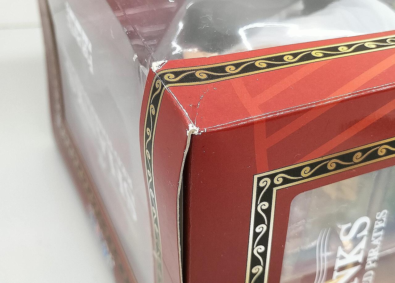 箱ダメージあり