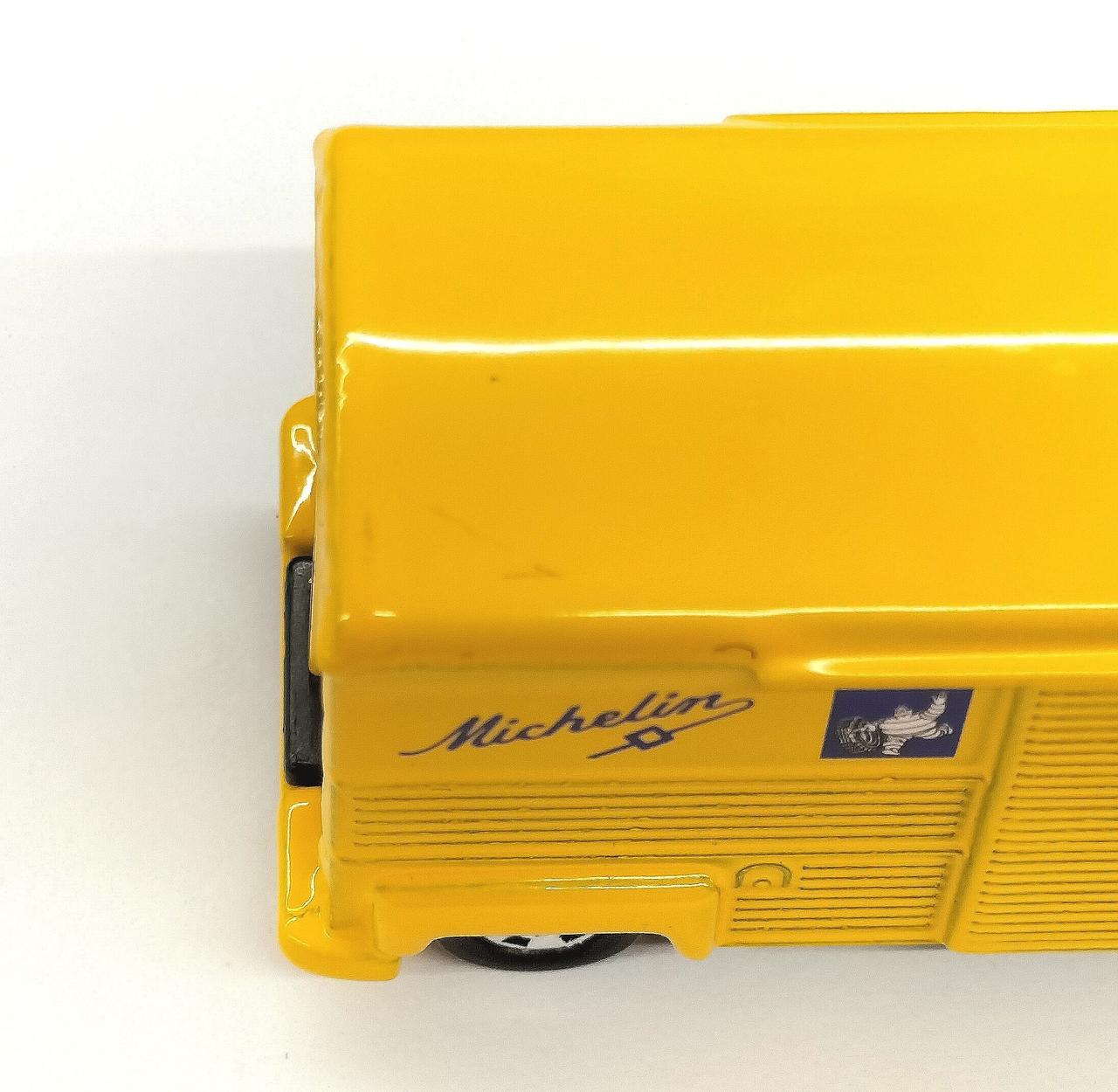 細かいキズあり