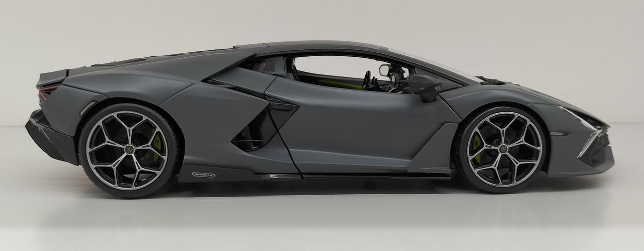 バラ売り歓迎！マイスト1/18スケールモデル5台まとめ売り Amazon.co.jp: Maisto 1/18 フェラーリ FXX-K EVO : ホビー