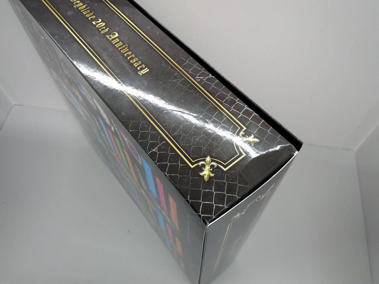 箱にへこみ有り