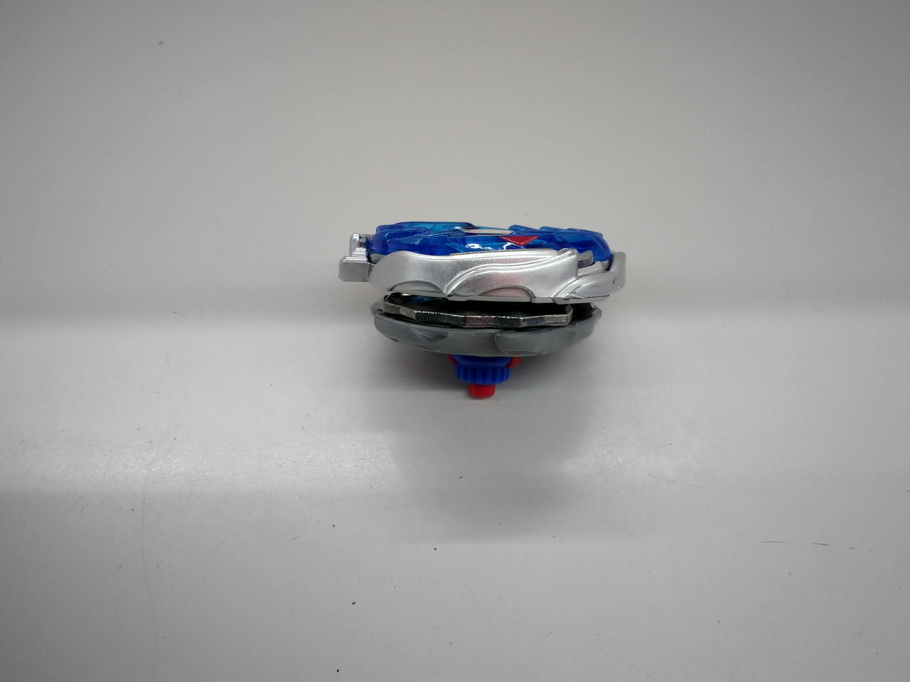 擦れキズ、塗装剥がれ有り