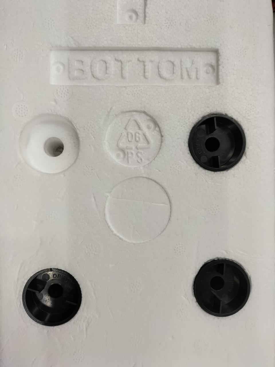 固定ネジ1つ欠品