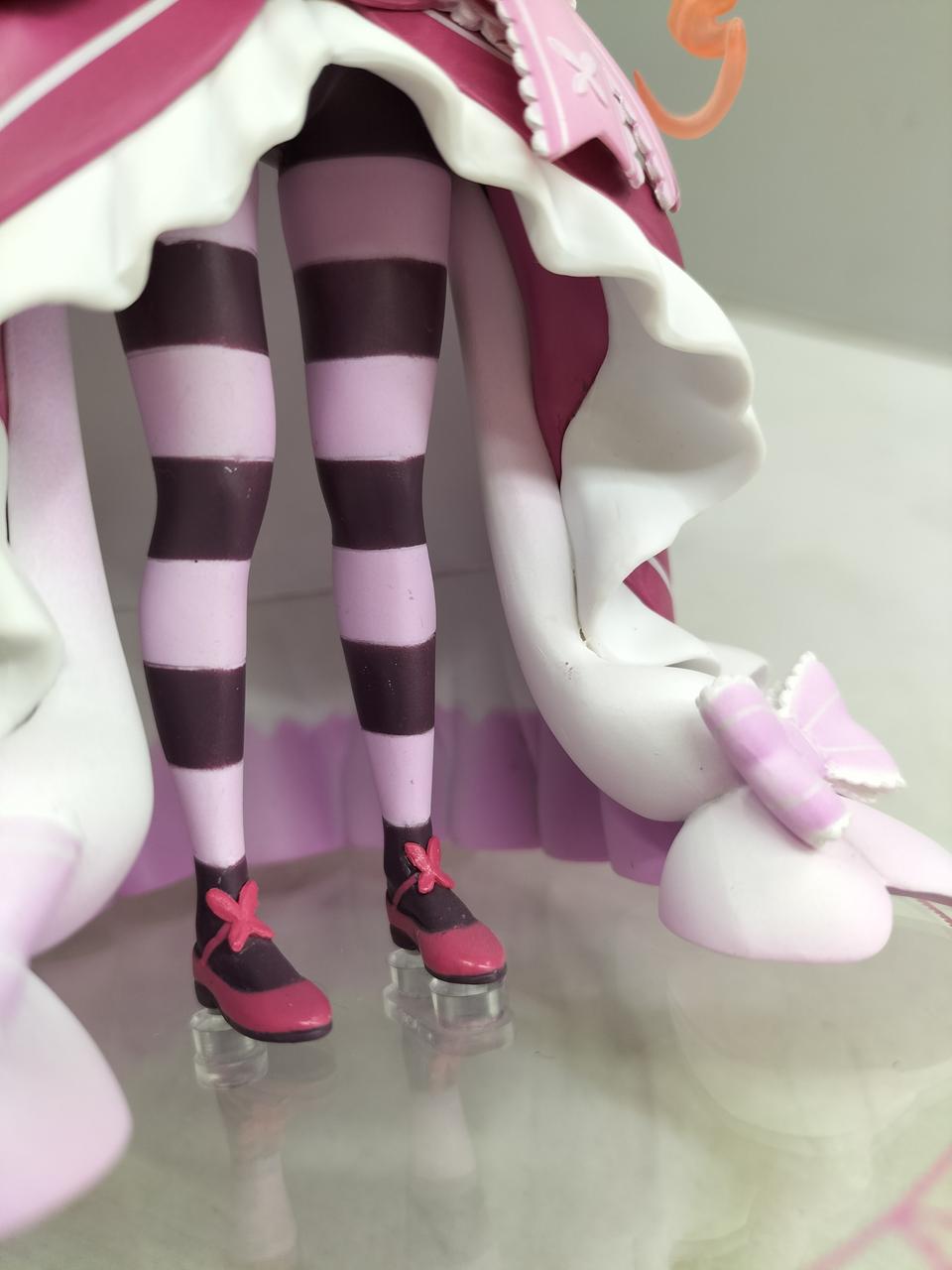 足もとキズあり