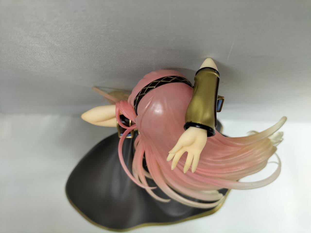 頭部ベタつきあり