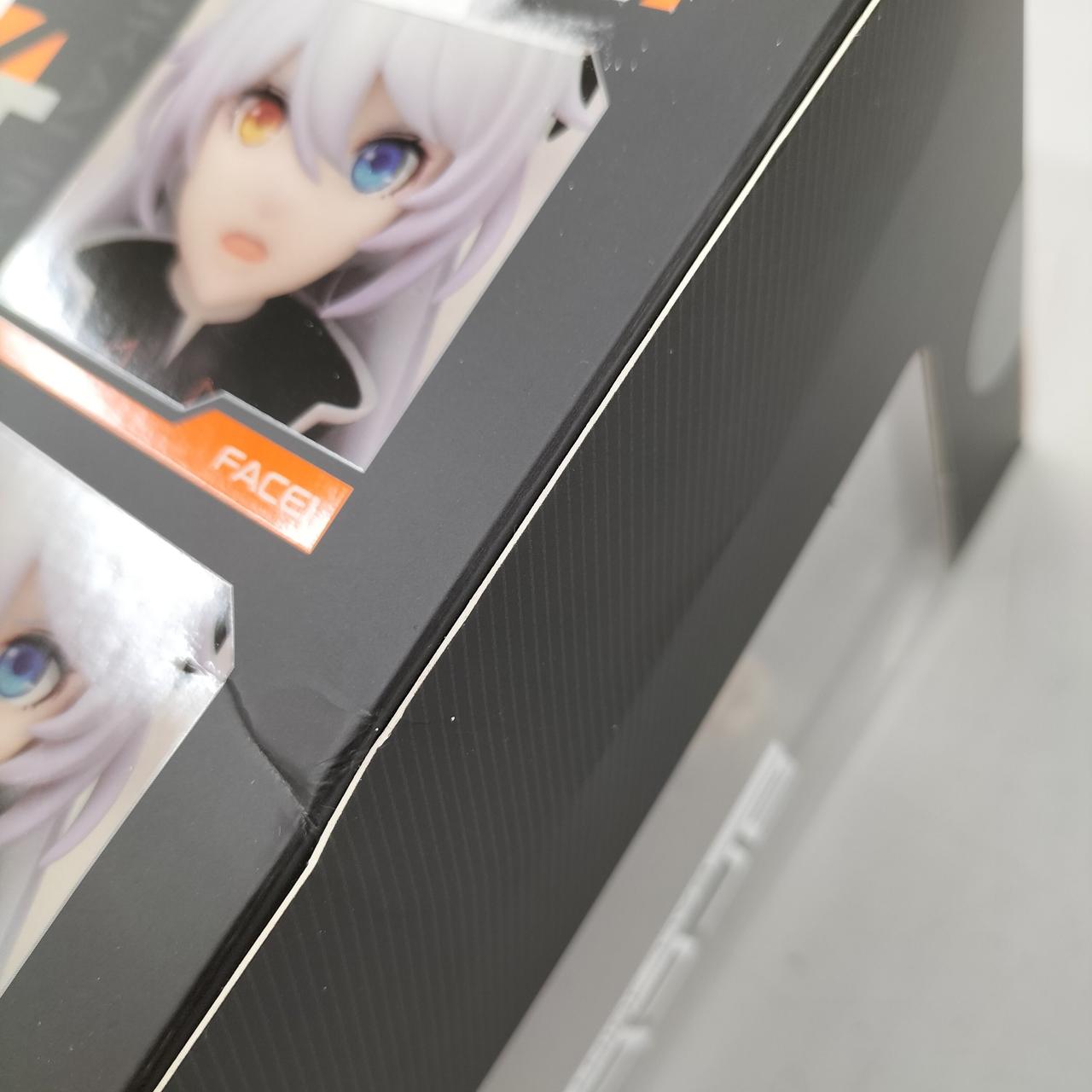 箱凹みあり